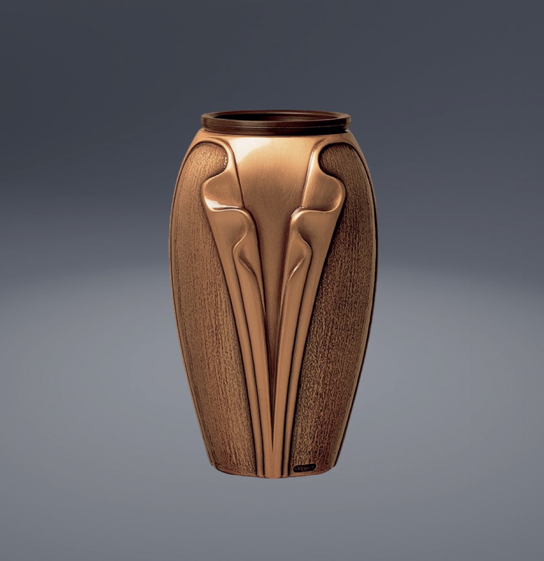 Вазы и лампадки