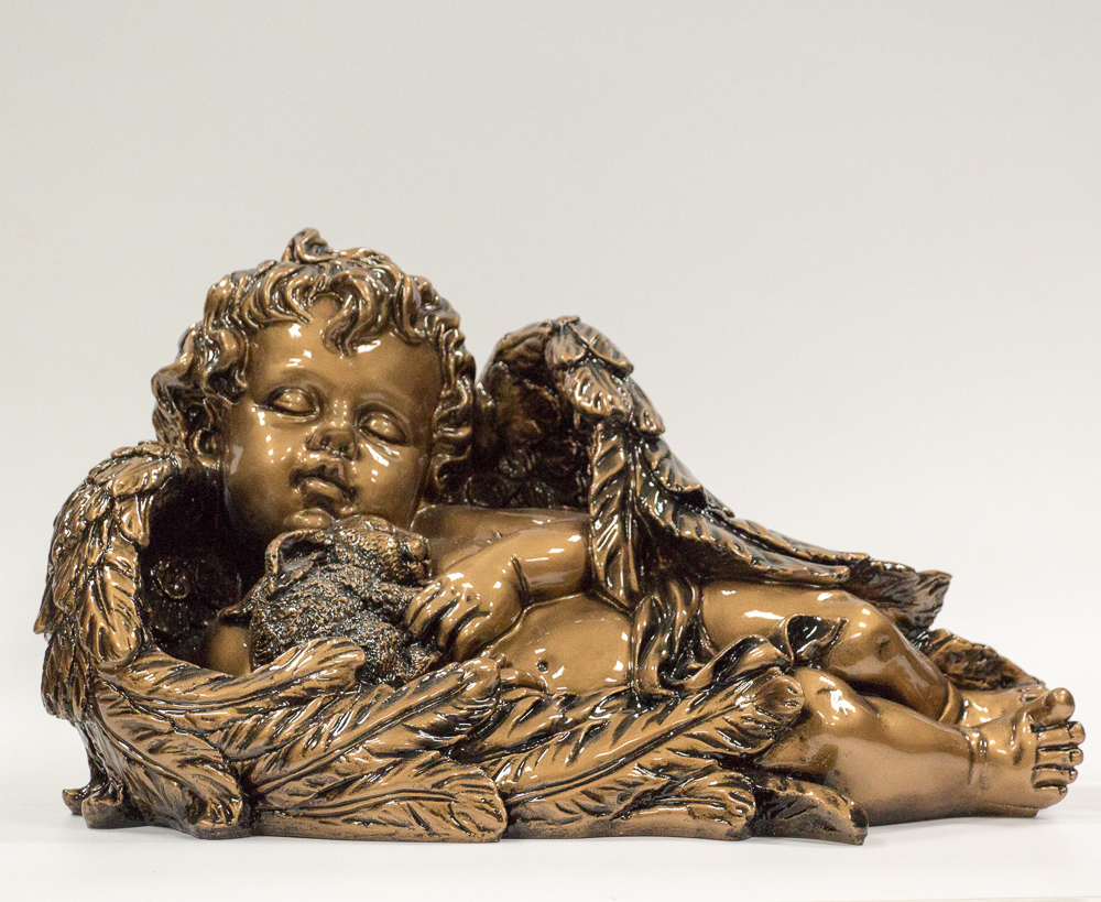 Скульптуры из литьевого мрамора бронза