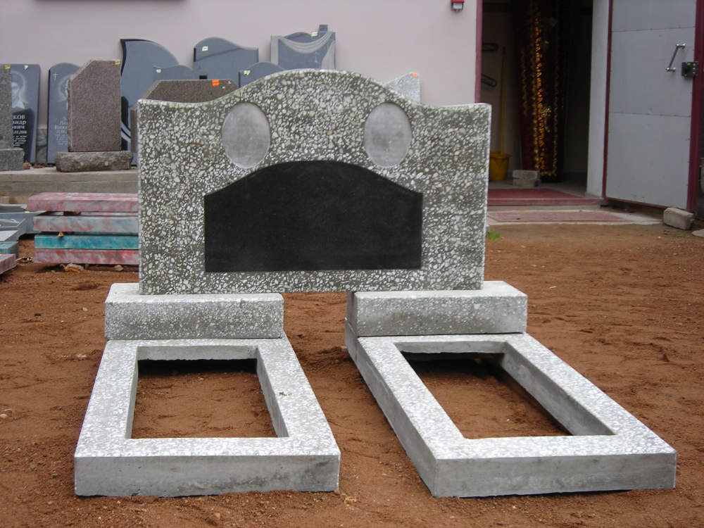 Памятники из бетона фото готовых